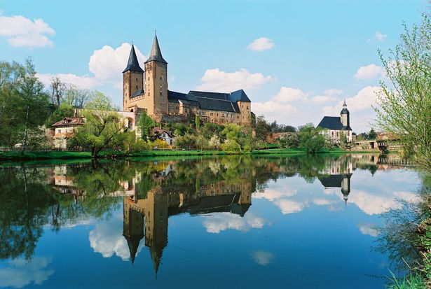 View of Rochlitz Palace with a pond in the foregrounds